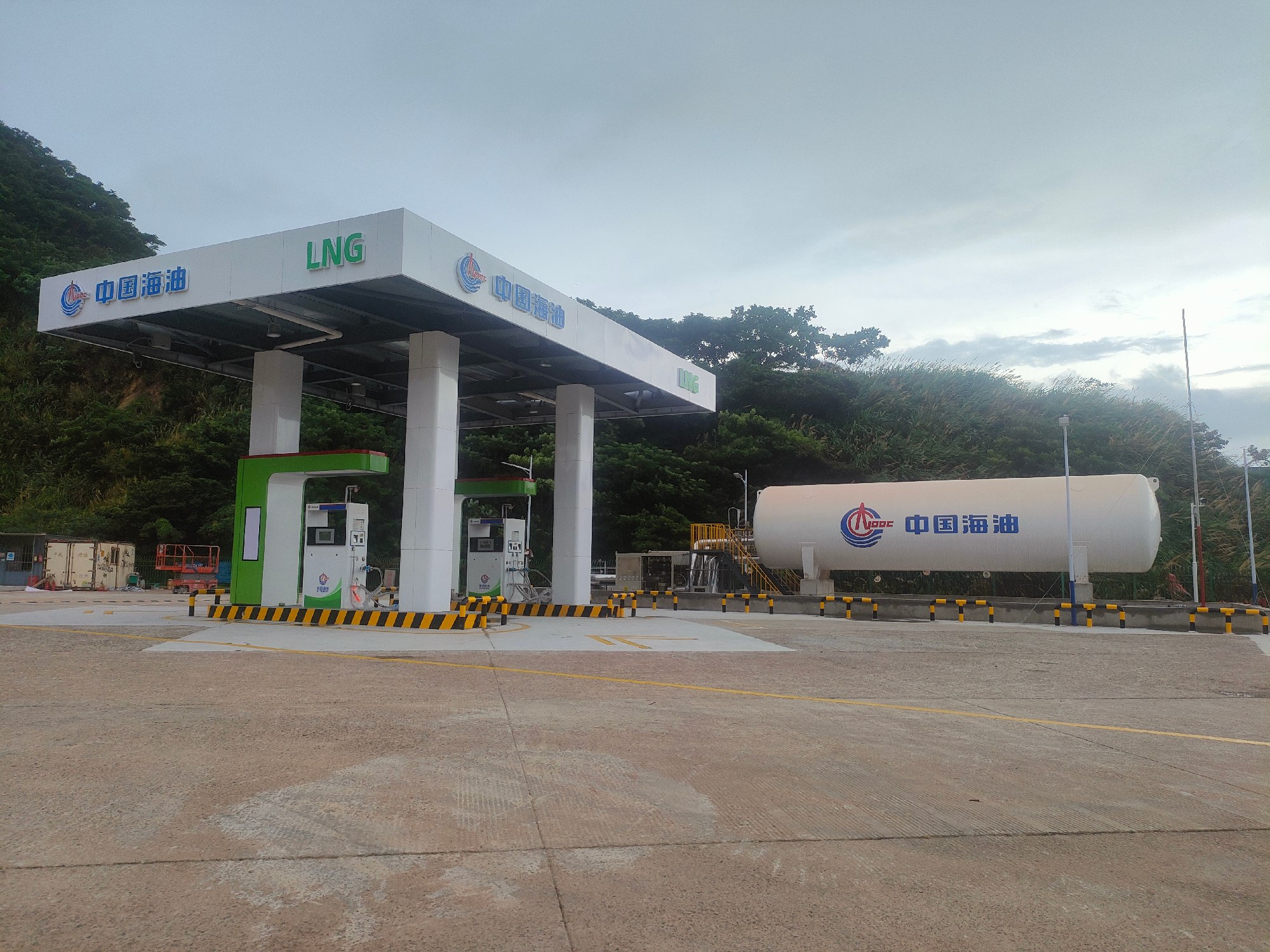 宁波北仑区中海油LNG加气站